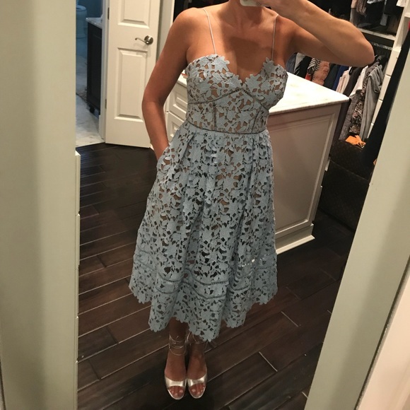 azaelea guipure lace dress